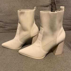 PrettyLittleThing Cream Pointed Block Heel Boots (Wide Fit)